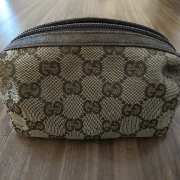 Gucci Accessories - Gucci Cosmetics Pouch